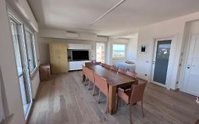 Vista Mare Guest House